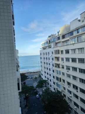 Apartamento bem decorado e localizado - Copacabana